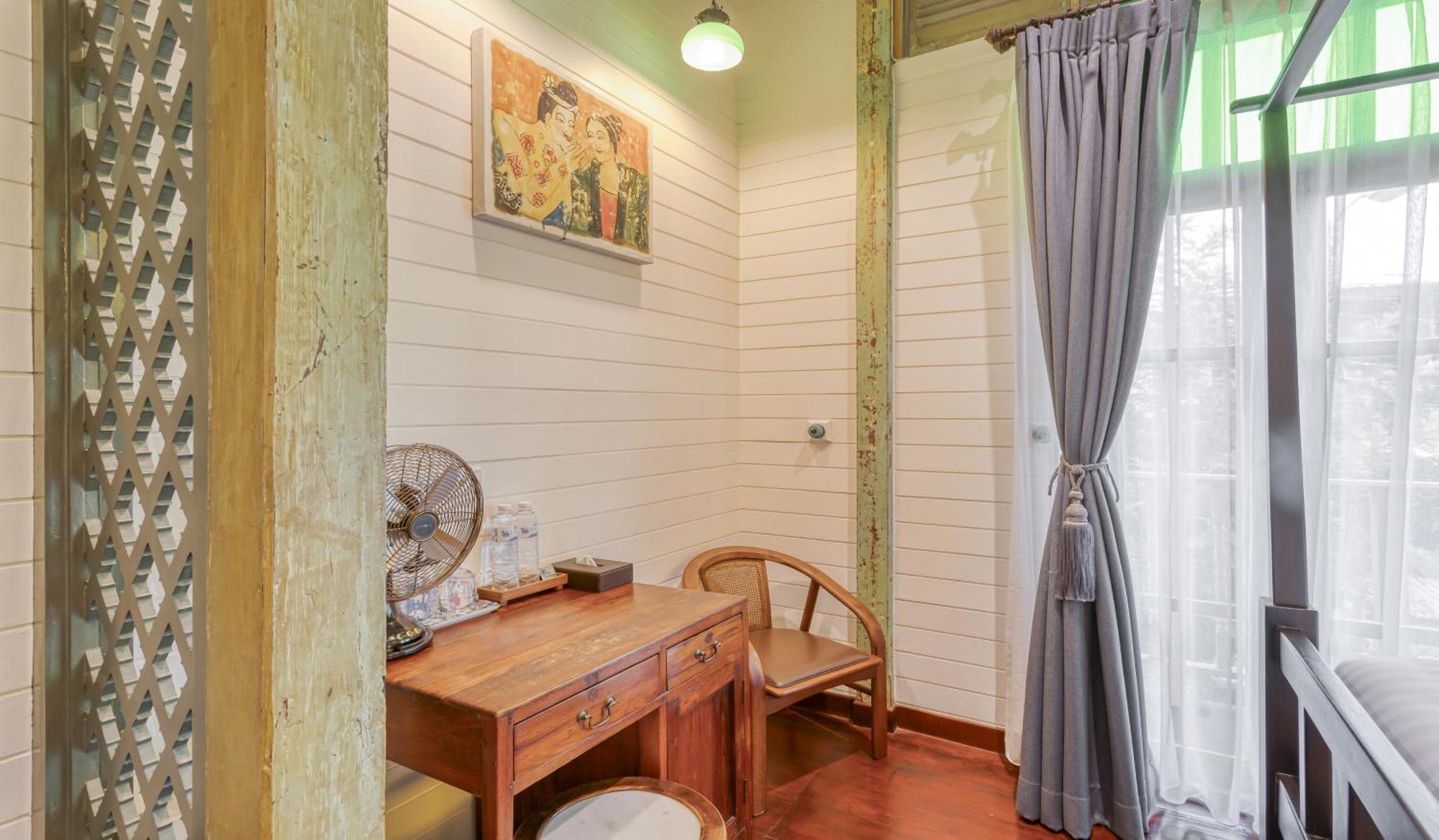 Priya Boutique House Bed & Breakfast Bangkok Exterior photo